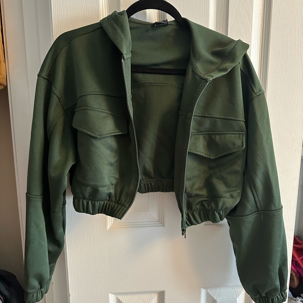 BDG Cropped Hoodie